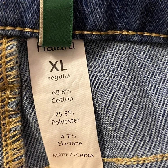 HALARA Women's Flare Wide Leg Jeans in Denim Blue. Super soft and relaxed. - Picture 5 of 6